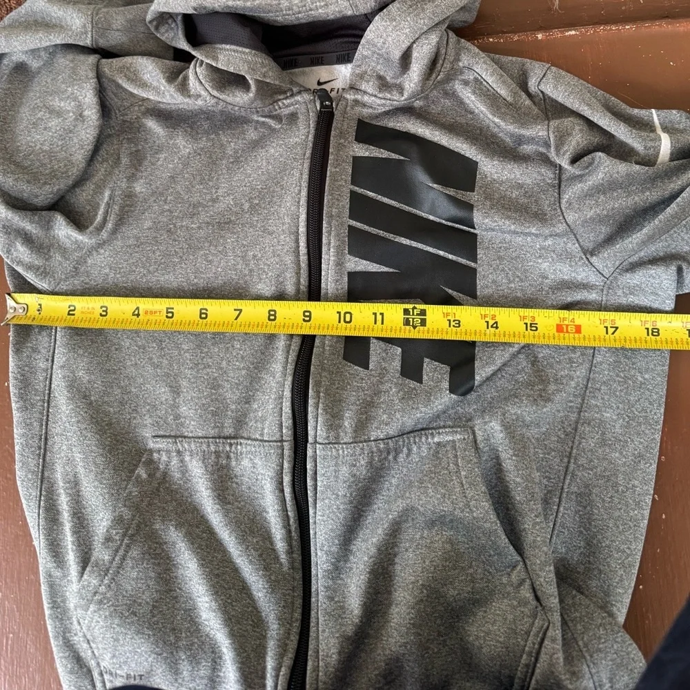 Youth Large Nike Gray Full-Zip Hoodie
